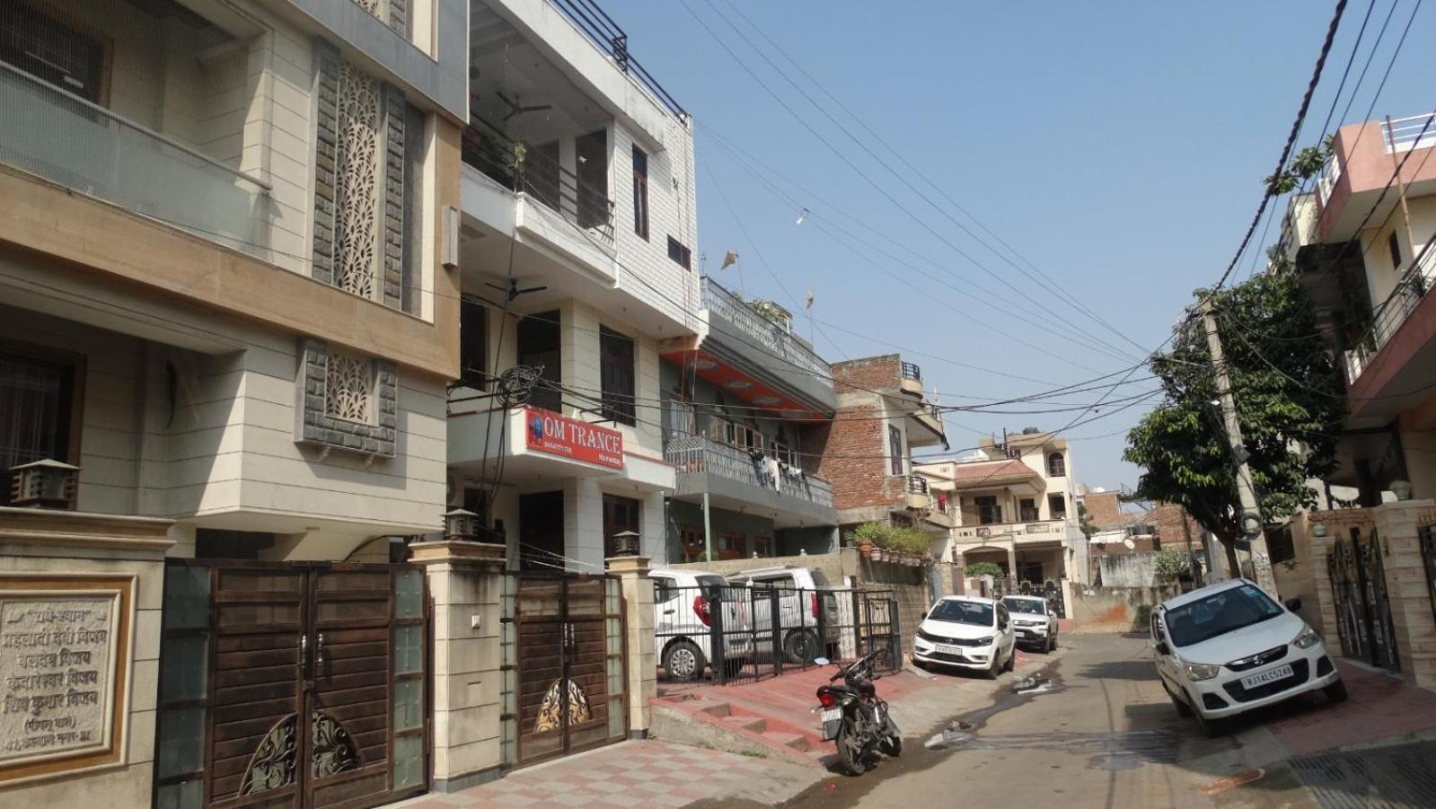 Om Trance Homestay Divisione di Divisione di Jaipur Esterno foto