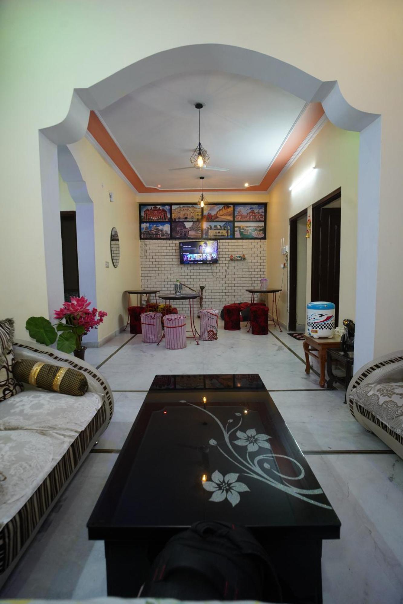 Om Trance Homestay Divisione di Divisione di Jaipur Esterno foto