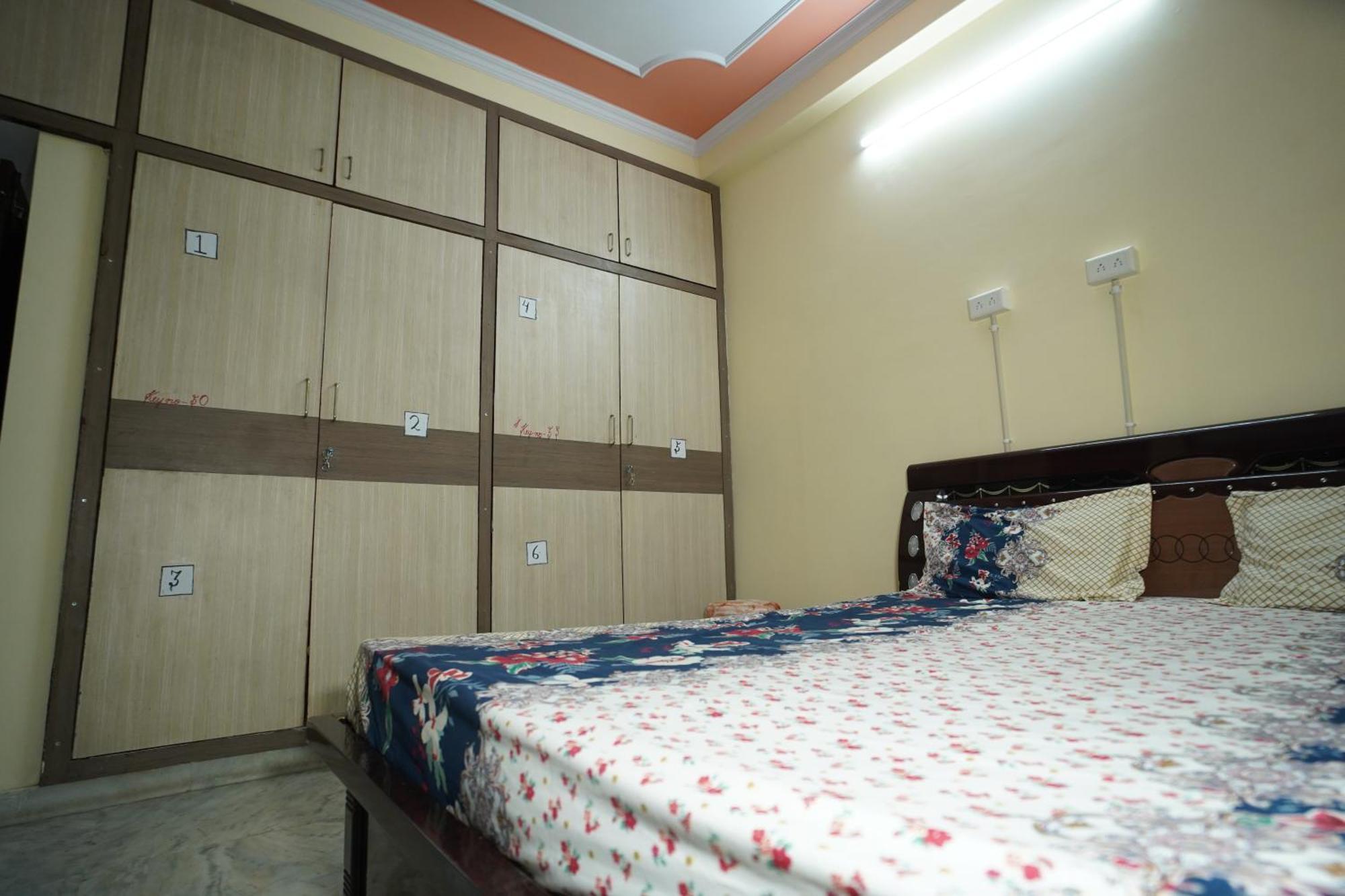 Om Trance Homestay Divisione di Divisione di Jaipur Esterno foto