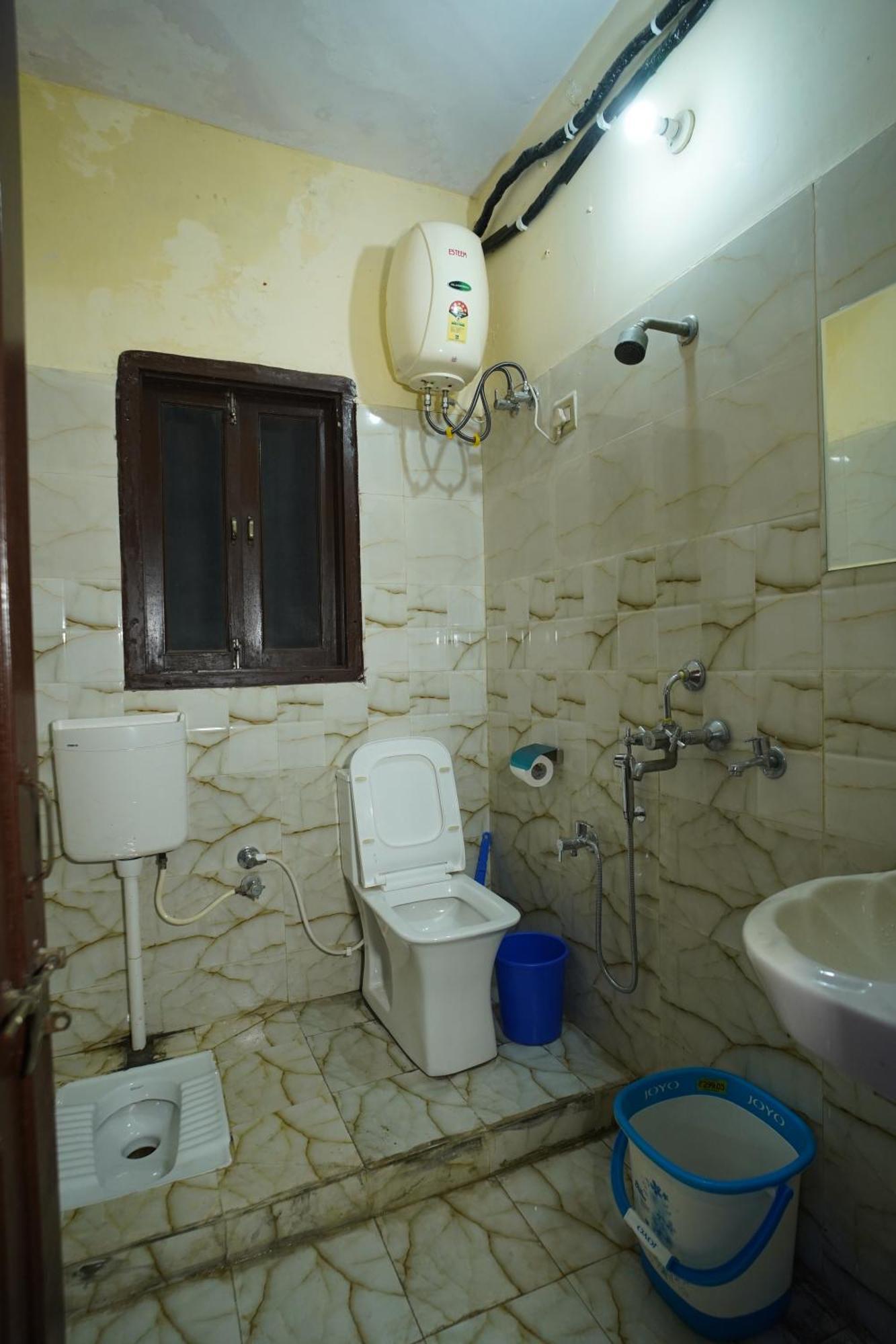 Om Trance Homestay Divisione di Divisione di Jaipur Esterno foto