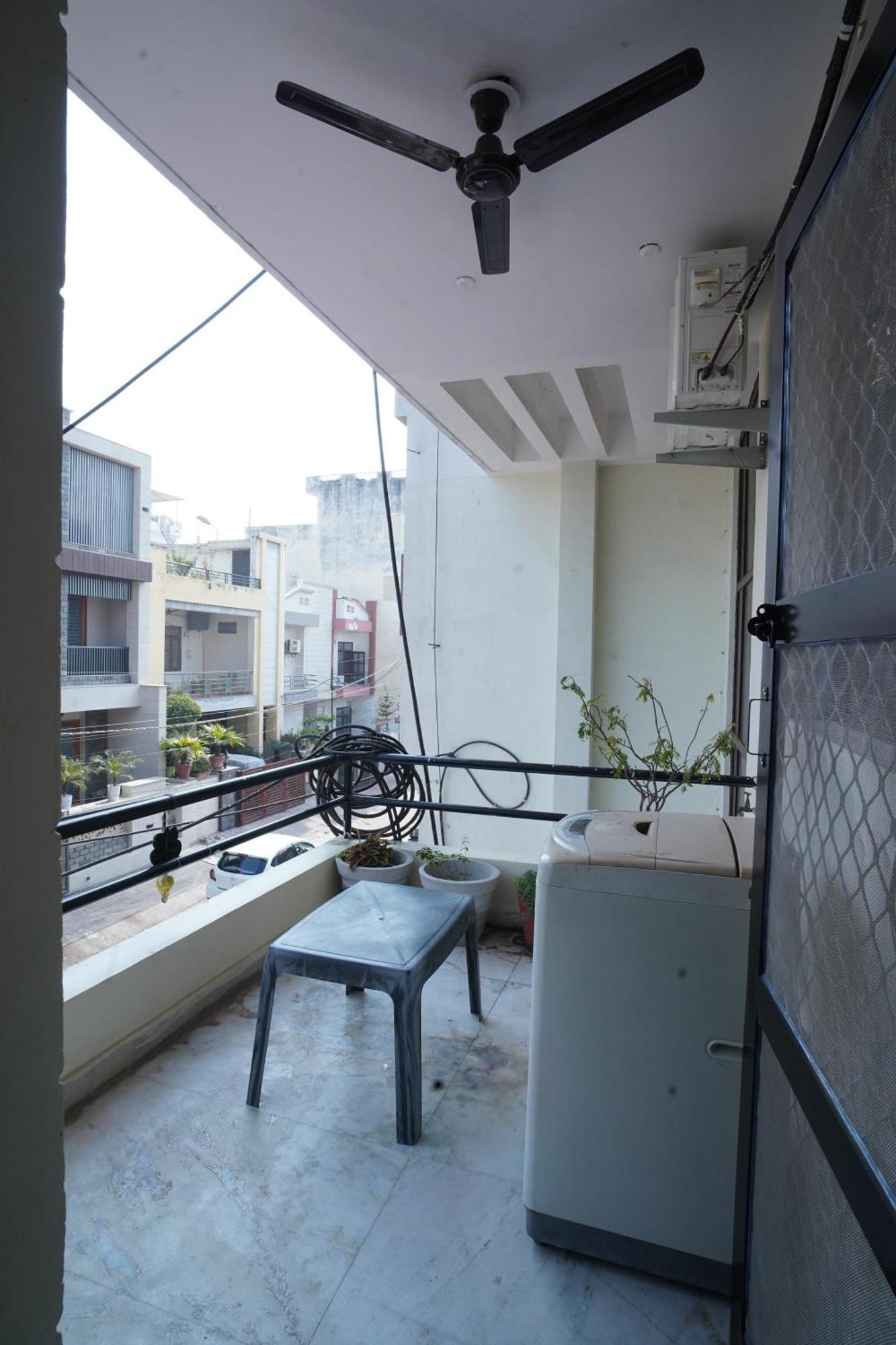 Om Trance Homestay Divisione di Divisione di Jaipur Esterno foto